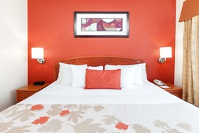 Hawthorn Suites By Wyndham Irving DFW South