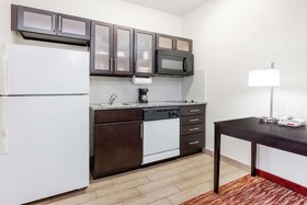 Hawthorn Suites By Wyndham Irving DFW South