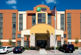 Holiday Inn Express Hotel & Suites Dallas Ft. Worth Airport South