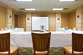 Holiday Inn Express Hotel & Suites DFW North