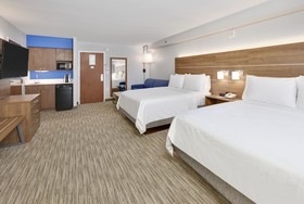 Holiday Inn Express & Suites Irving Conv Ctr - Las Colinas