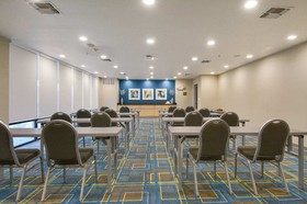 Home2 Suites by Hilton Irving/DFW Airport North