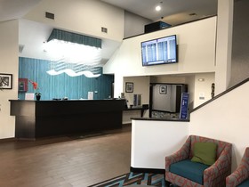 Clarion Inn & Suites DFW North