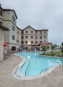 Staybridge Suites DFW Airport North