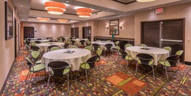 Staybridge Suites DFW Airport North