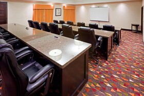 Staybridge Suites DFW Airport North