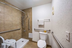 Studio 6 Dallas - Irving DFW Airport East
