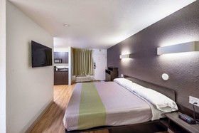 Studio 6 Dallas - Irving DFW Airport East