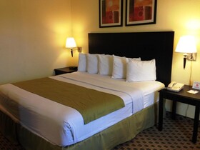 SureStay by Best Western Irving Grapevine DFW North