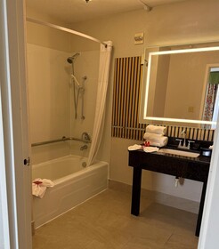 SureStay by Best Western Irving Grapevine DFW North