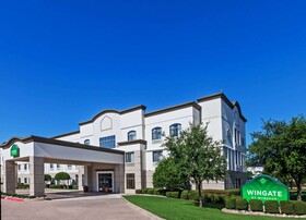 Comfort Inn and Suites Irving