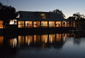 Lake Godstone™