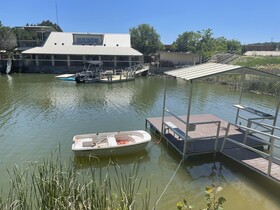 Lake Godstone™