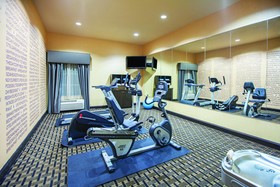 La Quinta Inn & Suites by Wyndham Jacksonville TX