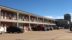 Executive Inn & Suites Joaquin