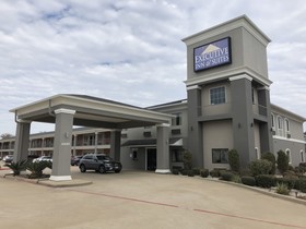 Executive Inn & Suites Joaquin