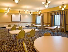 Holiday Inn Express & Suites Jourdanton-Pleasanton