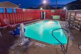 Americas Best Value Inn - The Legends Inn