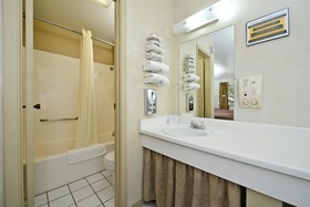 Americas Best Value Inn - The Legends Inn