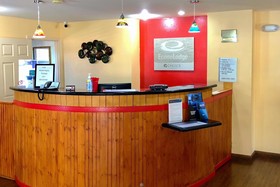 Econo Lodge Junction