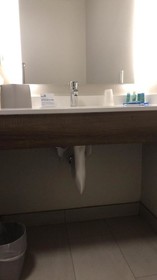Holiday Inn Express & Suites Junction