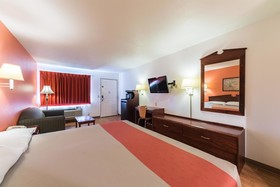 Motel 6 Junction