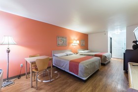 Motel 6 Junction
