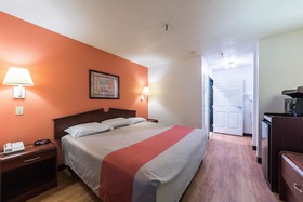 Motel 6 Junction