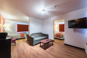 Motel 6 Junction
