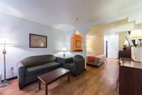 Motel 6 Junction