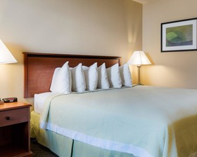 Motel 6 Junction, TX - Llano River