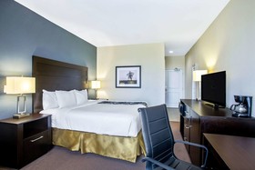 La Quinta Inn & Suites by Wyndham Karnes City - Kenedy