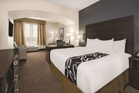 La Quinta Inn & Suites by Wyndham Karnes City - Kenedy
