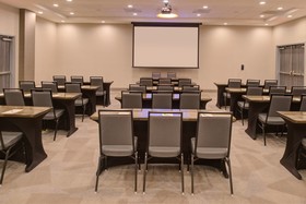 Holiday Inn & Suites Houston West - Katy Mills