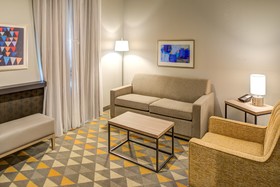 Holiday Inn & Suites Houston West - Katy Mills
