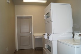 Hampton Inn Kenedy