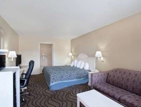 Days Inn by Wyndham Kerrville