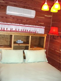 Trail's End Hill Country Cabins