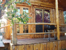 Trail's End Hill Country Cabins