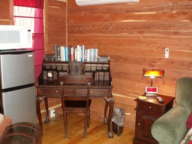 Trail's End Hill Country Cabins