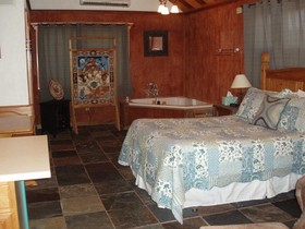Trail's End Hill Country Cabins