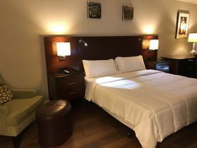 Stratus Suites