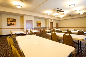 Holiday Inn Express & Suites Kingsville