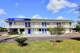 Motel 6 Kingsville