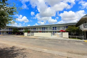 Motel 6 Kingsville