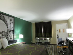 Super 8 by Wyndham Kingsville