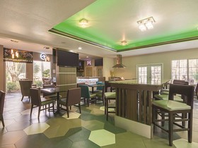La Quinta Inn & Suites by Wyndham Kingwood Houston IAH Airpt