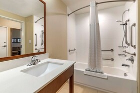 Comfort Suites