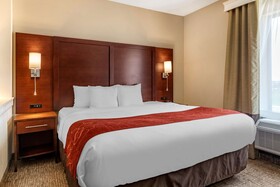Comfort Suites