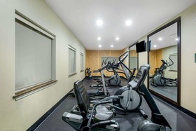 La Quinta Inn & Suites by Wyndham Kyle - Austin South